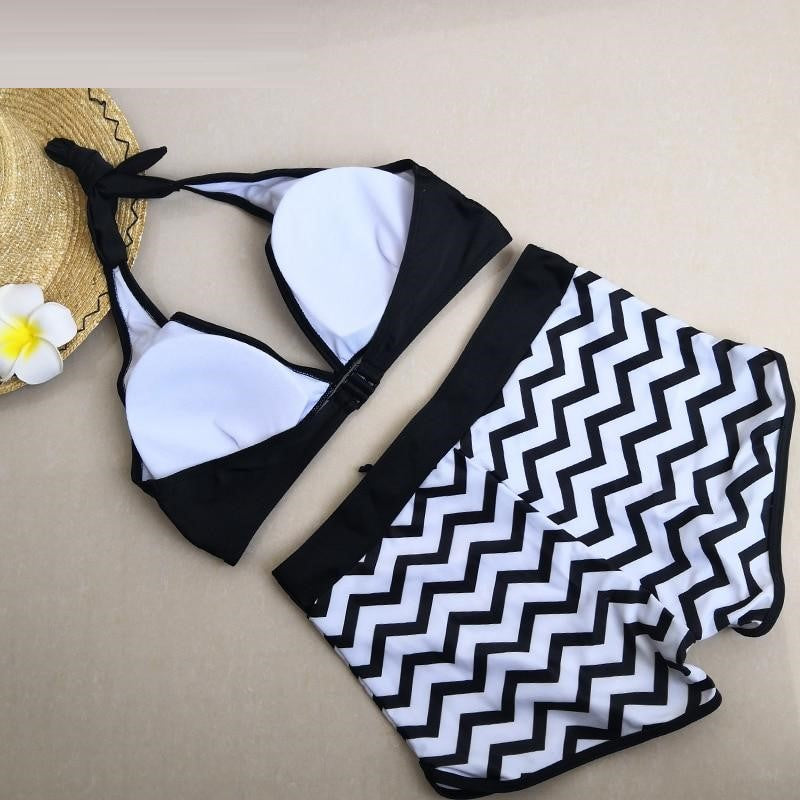 5XL 2 Piece Pastel or Striped Print Swimsuit Halter Bikini w/ Boy Shorts Plus Size Women